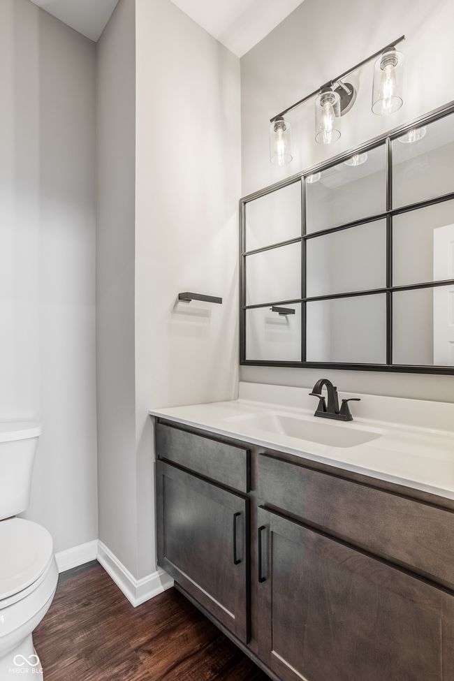 Main floor half bath/powder room. | Image 31