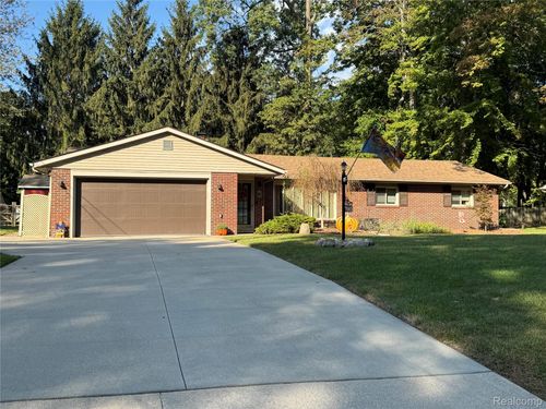 7665 Apache Trail Road, Bedford Township, MI, 48182 | Card Image