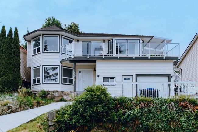 5829 Marine Way, House other with 4 bedrooms, 3 bathrooms and 4 parking in Sechelt BC | Image 1