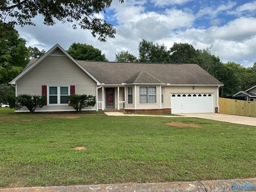 101 Springfield Ln, Madison, AL, 35758-1973 | Card Image