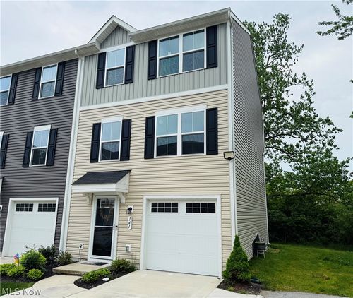 141 Grass Ct, Painesville, OH, 44077-4159 | Card Image