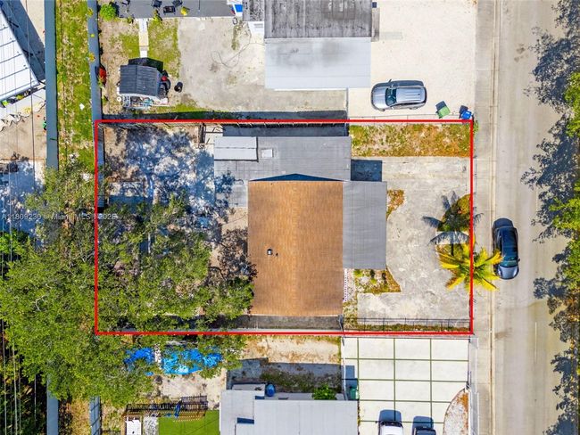 1246 Sharazad Blvd, House other with 3 bedrooms, 2 bathrooms and null parking in Opa-Locka FL | Image 8