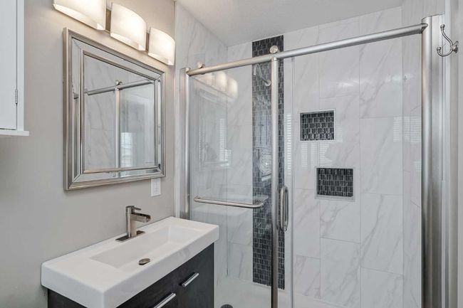 260 Chaparral Ridge Cir Se, House other with 4 bedrooms, 4 bathrooms and 2 parking in Calgary AB | Image 28
