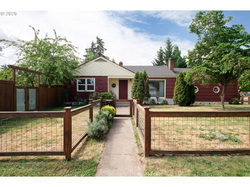 3390 Bell Ave, Eugene, OR, 97402 | Card Image