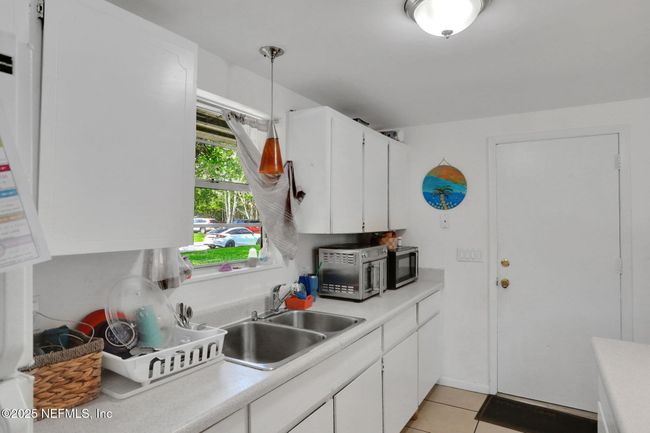 523 Cruiser Ln, House other with 3 bedrooms, 2 bathrooms and null parking in Atlantic Beach FL | Image 29