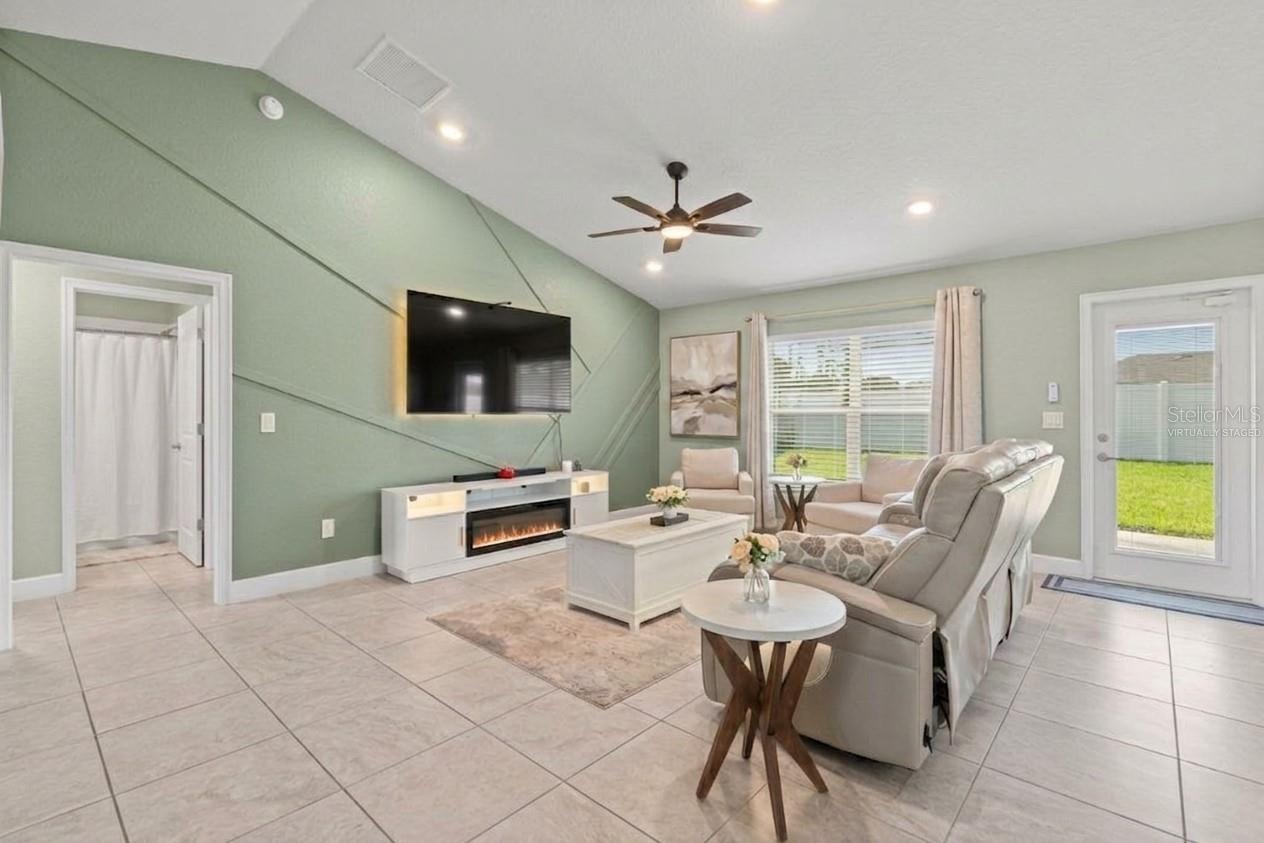 Residential in SUMMERFIELD 5