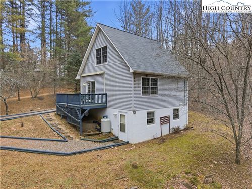 476 Moon Ridge Rd, Crumpler, NC, 28617 | Card Image