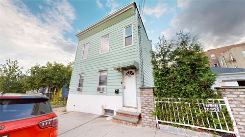 2-24 5th St, New Rochelle, NY, 10801-5938 | Card Image