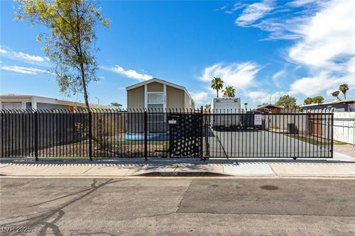3101 Cypress Ave, North Las Vegas, NV, 89030-5967 | Card Image