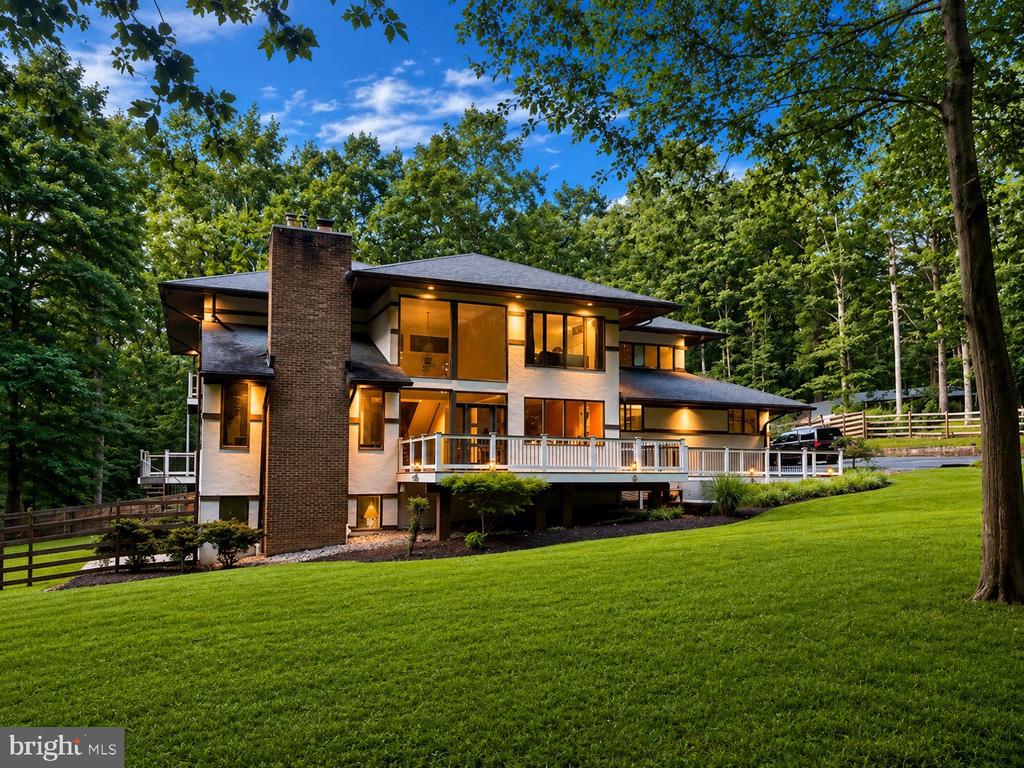 Residential in POTOMAC 3