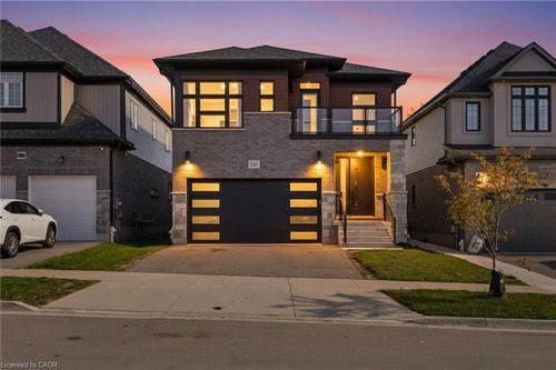 156 Ridgemount St, Kitchener, ON, N2P0K4 | Card Image