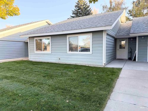 311 6th St, Filer, ID, 83328 | Card Image