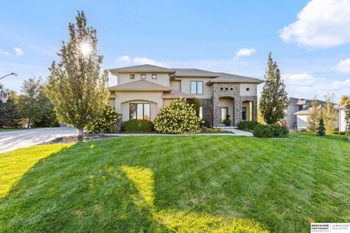 716 N 186 Avenue, Elkhorn, NE, 68022 | Card Image