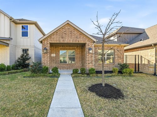 4705 Sunny Pathway, Haltom City, TX, 76117-4902 | Card Image