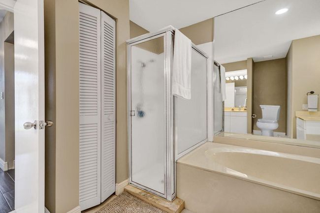 D - 5465 Monterey D Circle, Condo with 3 bedrooms, 3 bathrooms and null parking in Delray Beach FL | Image 45