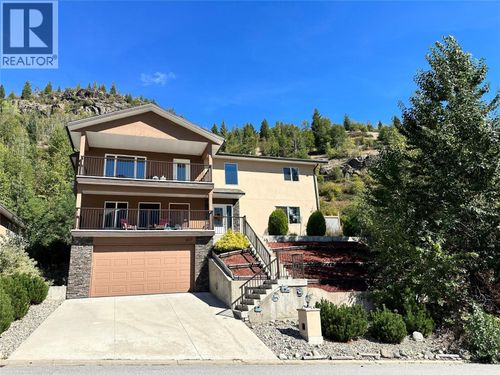 8121 Birchwood Dr, Trail, BC, V1R4Y3 | Card Image