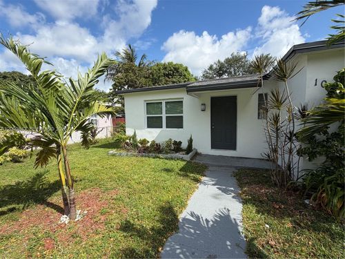 1005 Nw 123rd St, North Miami, FL, 33168 | Card Image