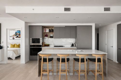 1304-363 Tyee Rd, Victoria, BC, V9A0B5 | Card Image