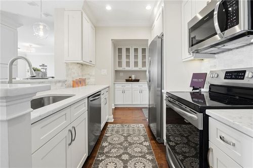a803-300 Johnson Ferry Rd Ne, Atlanta, GA, 30328-4161 | Card Image