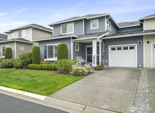 86-11261 241st Pl Ne, Redmond, WA, 98053-5786 | Card Image