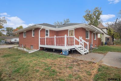 203 E 19th Avenue, House other with 3 bedrooms, 2 bathrooms and 2 parking in Bellevue NE | Image 2