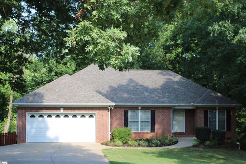 447 Maplecroft Street, Spartanburg, SC, 29303 | Card Image