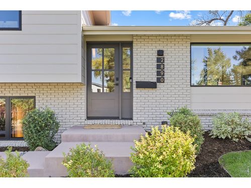 2890 Regis Dr, Boulder, CO, 80305-5327 | Card Image