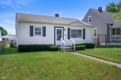 67 S 3rd Ave, Beech Grove, IN, 46107-1804 | Card Image
