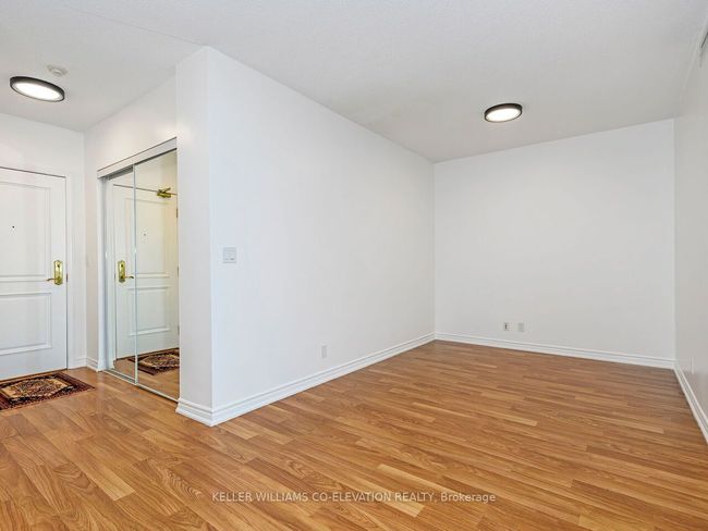 1609 - 9225 Jane St, Condo with 3 bedrooms, 2 bathrooms and 1 parking in Vaughan ON | Image 12