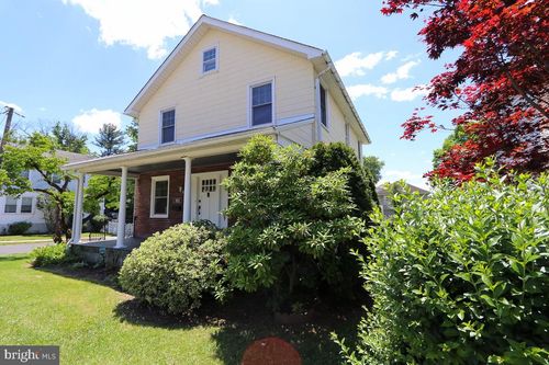 1952 Susquehanna Rd, Abington, PA, 19001-4516 | Card Image