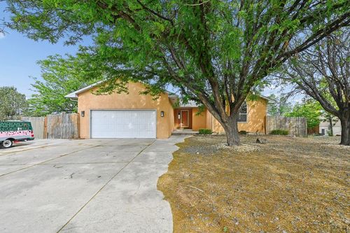 979 S Alexis Ln, Pueblo, CO, 81007-2684 | Card Image