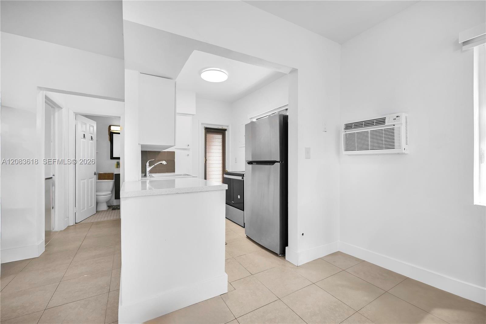Residential Lease in Miami Beach 5
