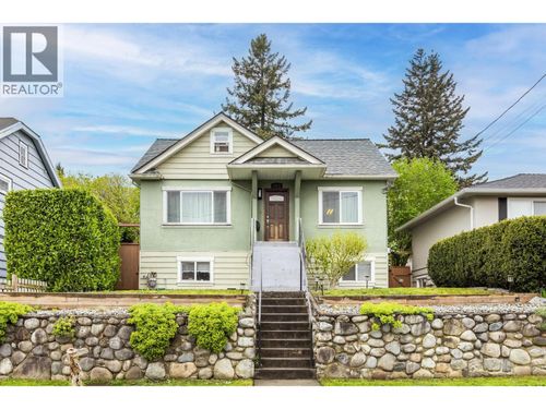 1613 Hamilton St, New Westminster, BC, V3M2N7 | Card Image