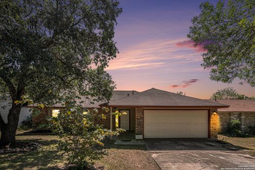 5638 Wood Walk St, San Antonio, TX, 78233-5043 | Card Image