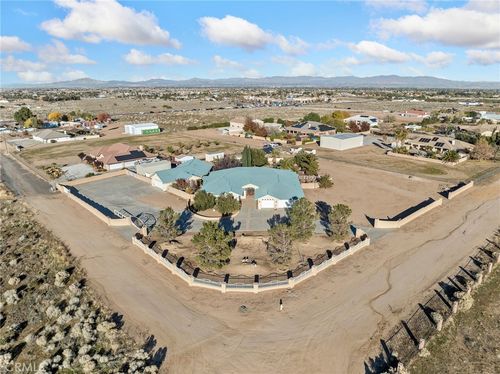 7139 Foley Rd, Oak Hills, CA, 92344-9740 | Card Image