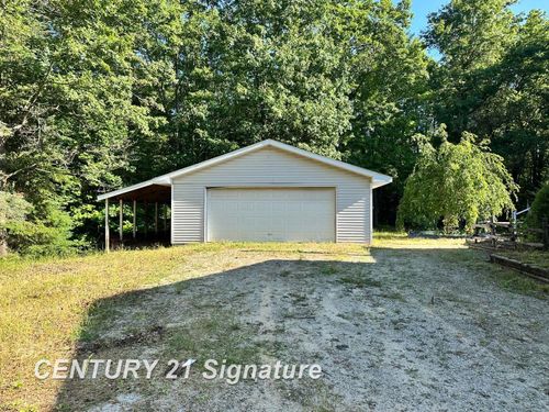 2901 Rose City Rd, Lupton, MI, 48635-8734 | Card Image