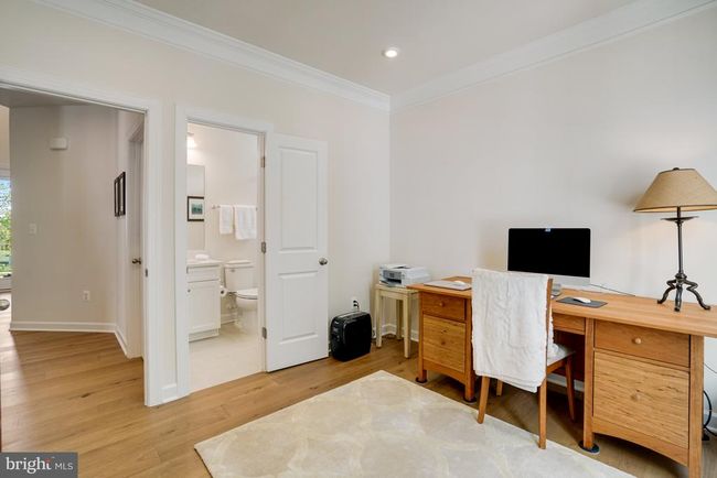 8942 Hubbard Way, House other with 4 bedrooms, 4 bathrooms and null parking in LORTON VA | Image 13