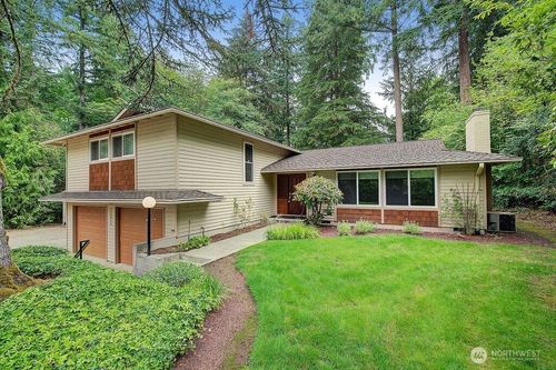 26816 149th Ave Se, Kent, WA, 98042-8136 | Card Image