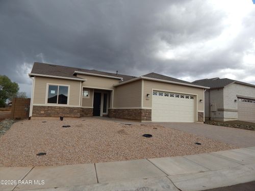 4567 N Mulberry Ln, Prescott Valley, AZ, 86314-6920 | Card Image