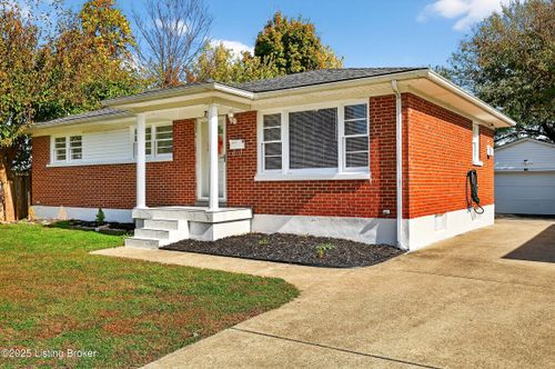 7903 Columbine Dr, Louisville, KY, 40258-2427 | Card Image