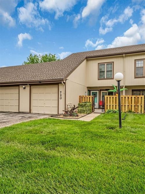 720 E 121st St, Kansas City, MO, 64146-1109 | Card Image