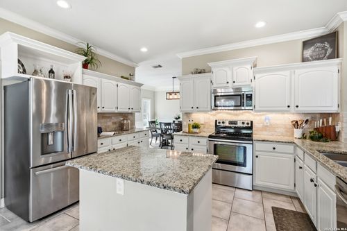 13314 Galicia, Universal City, TX, 78148-2709 | Card Image