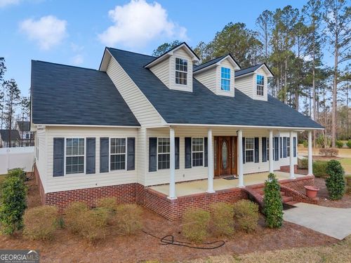 540 Pinegrove Dr, DUBLIN, GA, 31021-8102 | Card Image