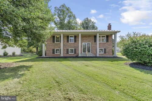 15115 Oaks Rd, Charlotte Hall, MD, 20622-3308 | Card Image