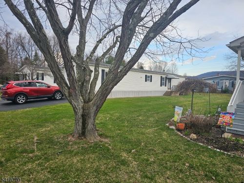 10 Clover Ln, Belvidere, NJ, 07823-2843 | Card Image