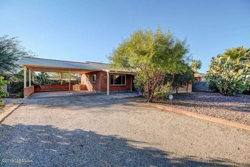 1137 N Nema Avenue, Tucson, AZ, 85712 | Card Image