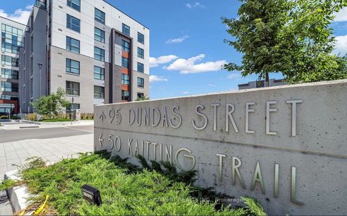 110-95 Dundas St W, Oakville, ON, L6M5N4 | Card Image
