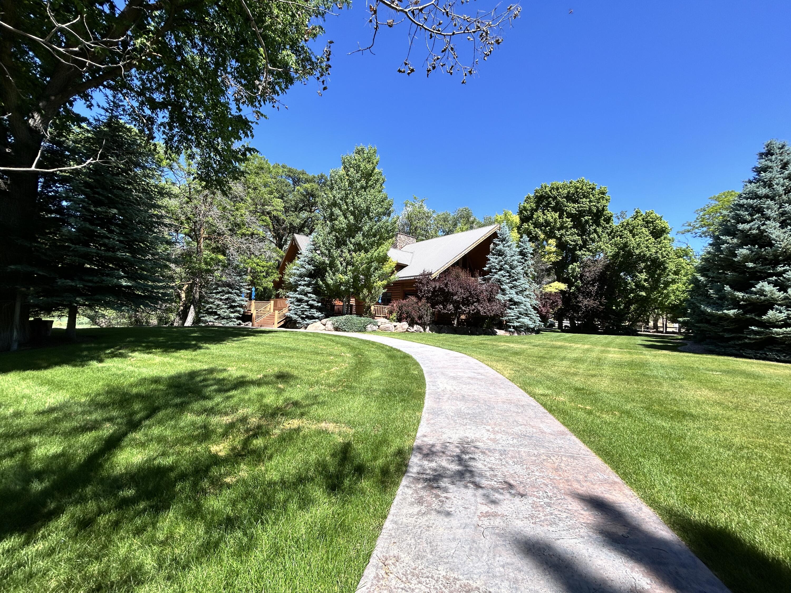 Rachel Ln, New Harmony, UT 84757