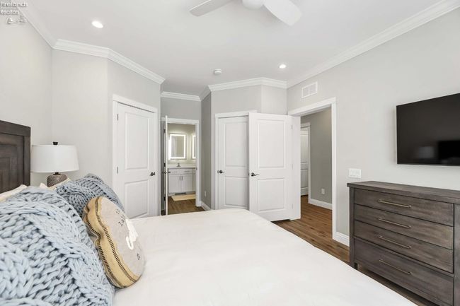 10850 E Bayshore Rd, House other with 3 bedrooms, 2 bathrooms and 1 parking in Marblehead OH | Image 32