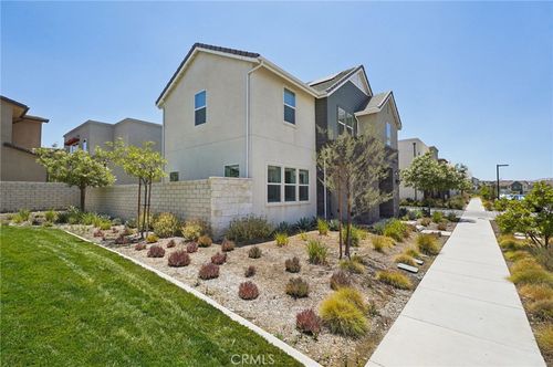 27008 Declaration Rd, Valencia, CA, 91381-2118 | Card Image